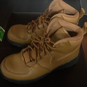 Nike Boots